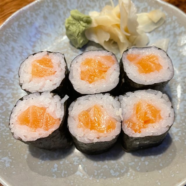 Salmon Roll.