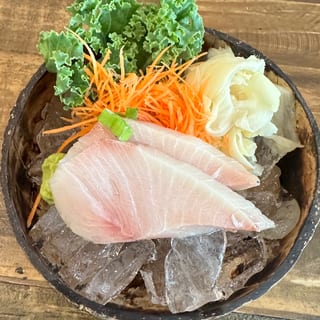 Hamachi Sashimi